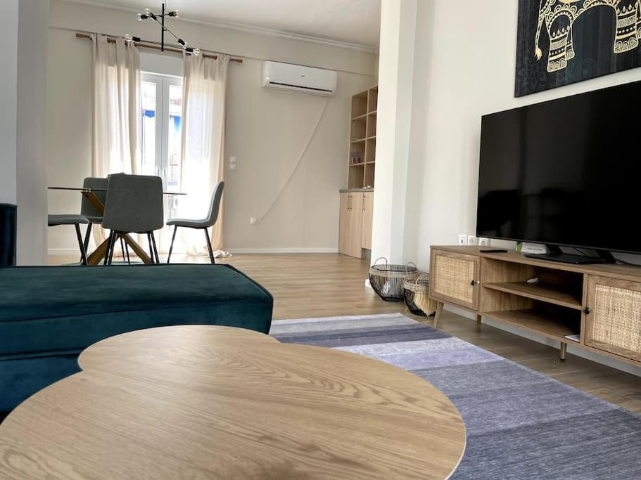 Luxury Penthouse In Pagrati Apartment Atena Exterior foto